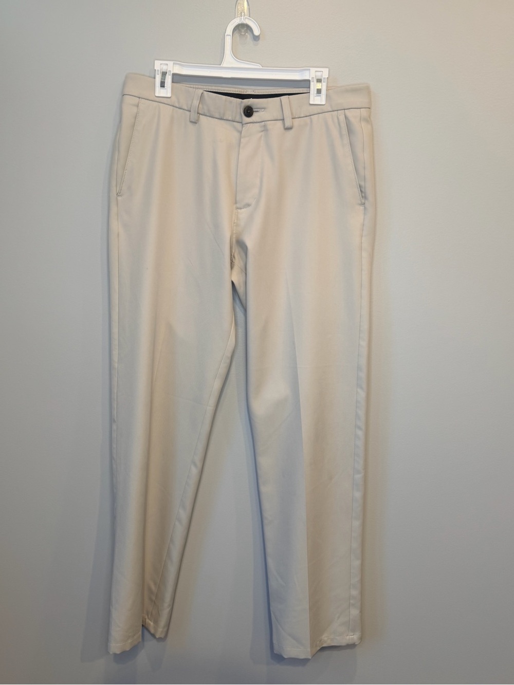 Haggar H26 Men’s Performance Dress Pants  size 34 x 32 in light beige